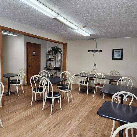 Westspring Inn - Westlake Cleveland Eksteriør billede