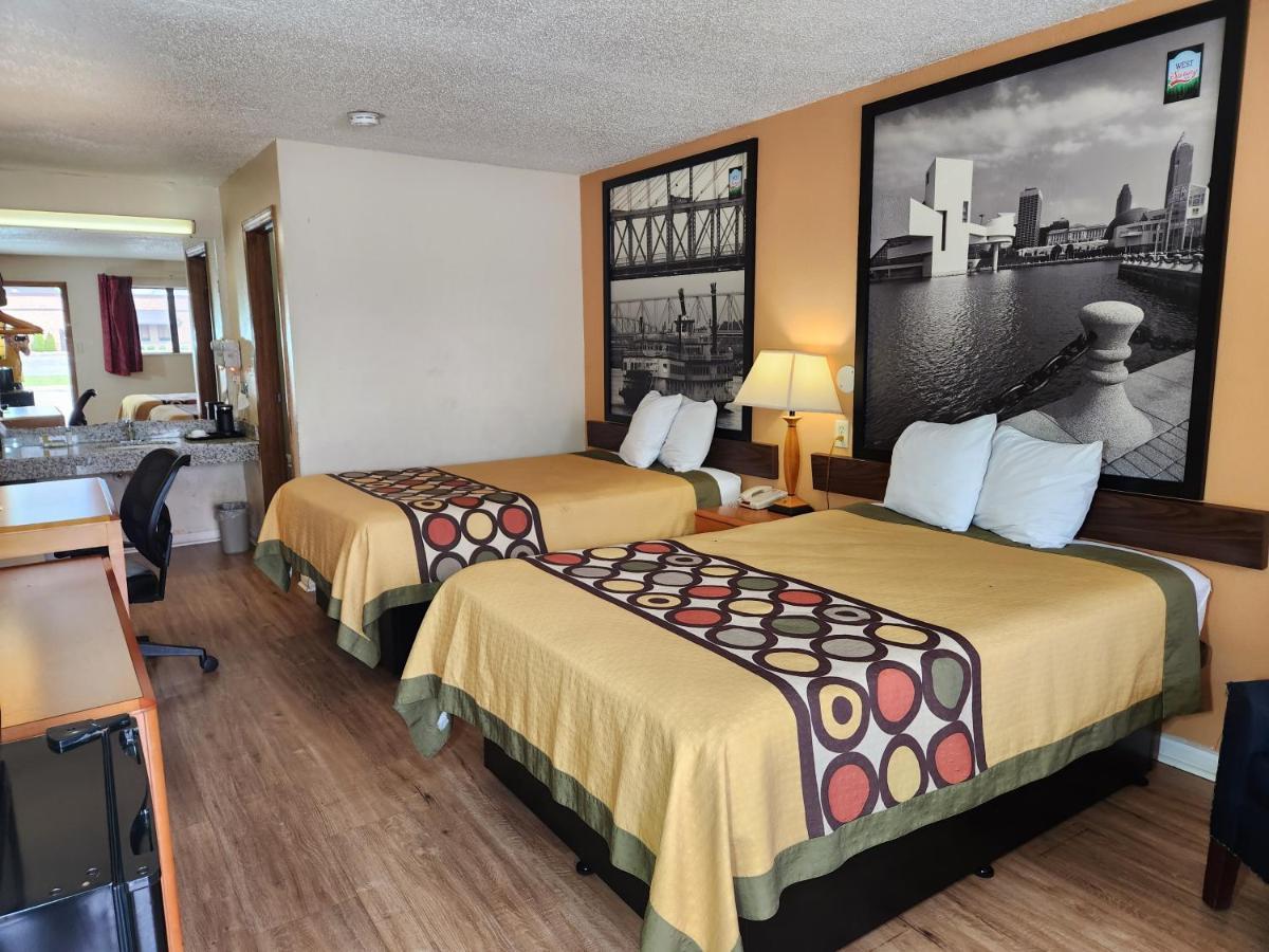 Westspring Inn - Westlake Cleveland Eksteriør billede