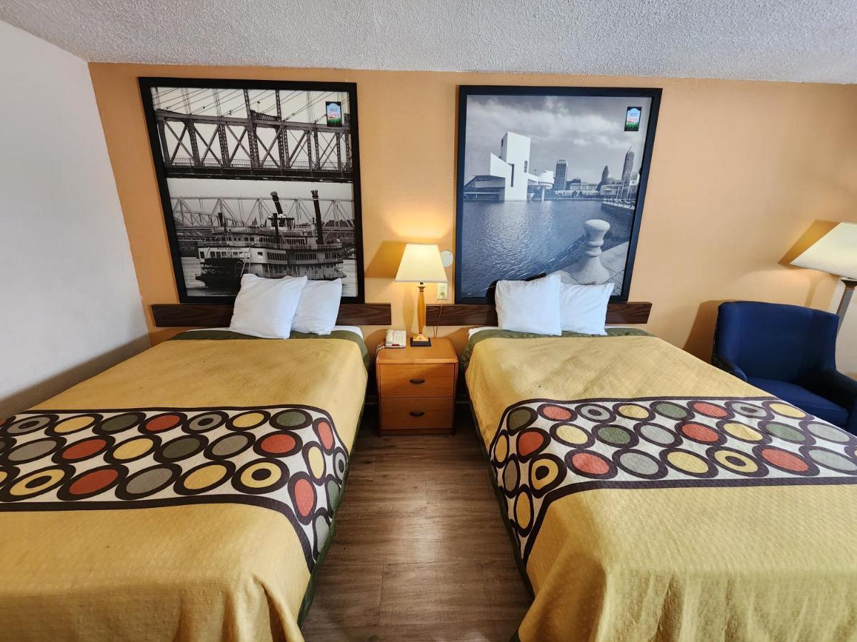 Westspring Inn - Westlake Cleveland Eksteriør billede